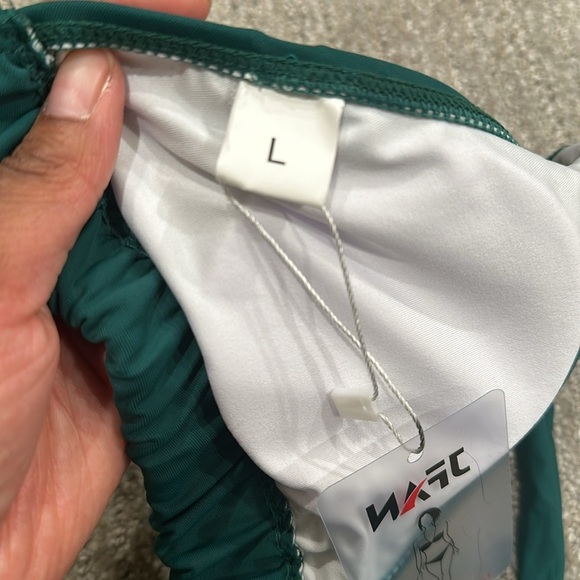 NWT JFAN Green Triangle Bikini Top Size Large - Picture 4 of 4